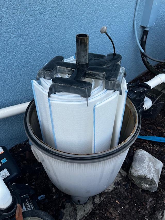 Cleaned pool filter cartridge